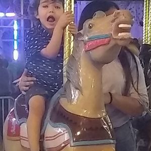 Meet your Posher, Alma